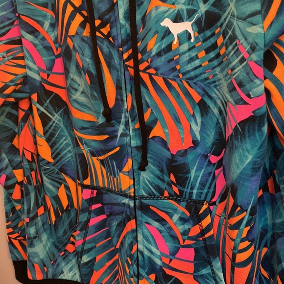 (A4) Victoria’s Secret Tropical print full zip Long-sleeve hooded jacket, Size L - Picture 5 of 9